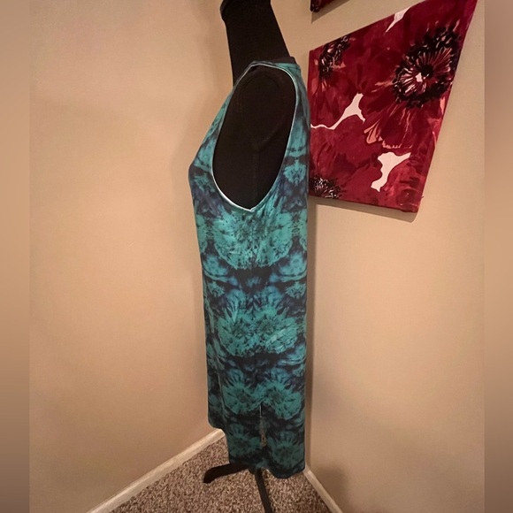 NWT Pixie Lady Tie Dye Design Sheath Crew neck Dress, size M - Picture 5 of 6